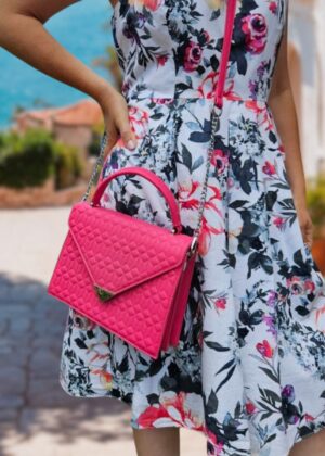 Klasyczna torebka pikowana MC382